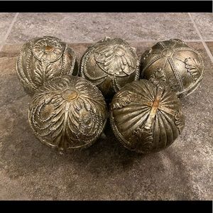 Decorative Orb Set